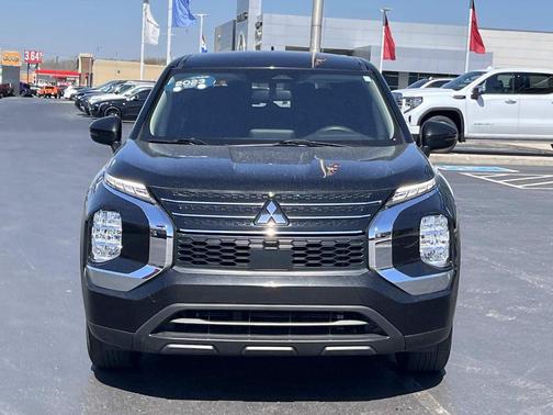 2023 Mitsubishi Outlander ES 2.5 2WD