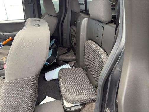 2014 Nissan Frontier SV