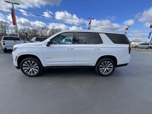 2025 Chevrolet Tahoe 4WD High Country