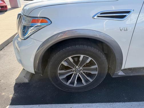 2017 Nissan Armada SL