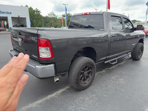 2022 RAM 2500 Big Horn Crew Cab 4x4 6'4' Box