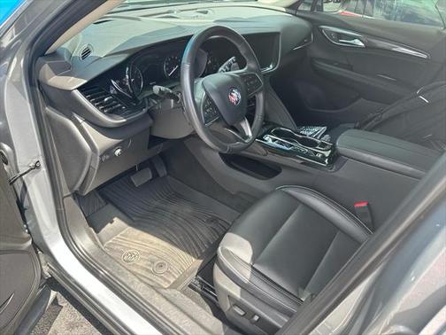 2023 Buick Envision Essence FWD