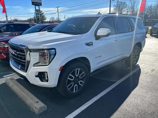 2022 GMC Yukon 4WD AT4