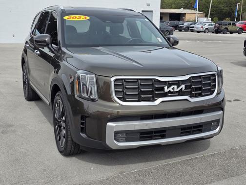 Dark Moss 2023 Kia Telluride SX