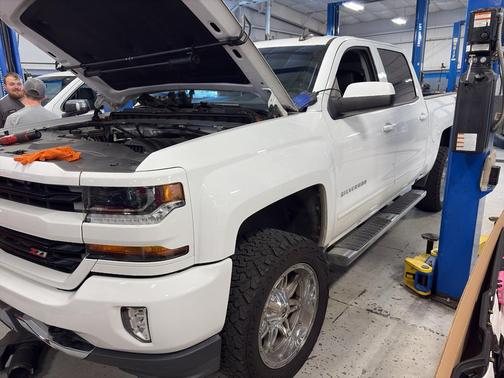 2017 Chevrolet Silverado 1500 2LT