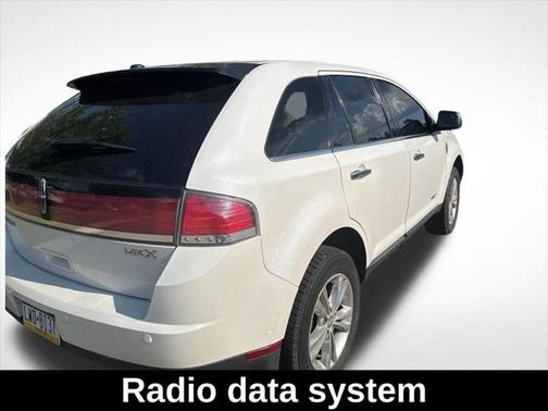 2010 Lincoln MKX Base