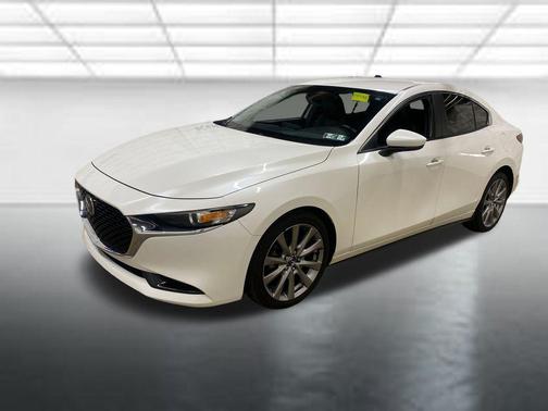 Snowflake White Pearl Mica 2020 Mazda Mazda3 FWD w/Preferred Package