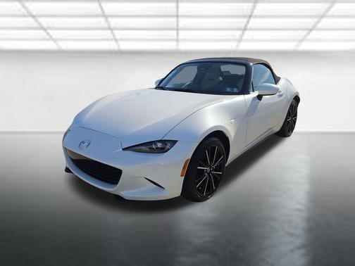 Snowflake White Pearl Mica 2026 Mazda MX-5 Miata Grand Touring