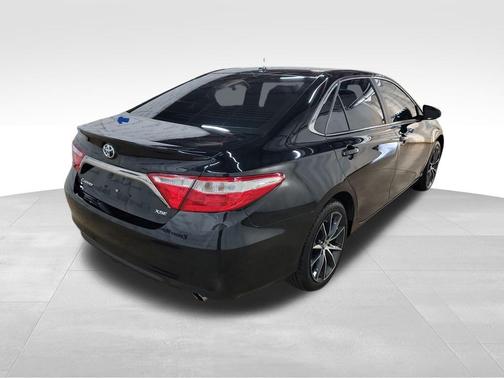 2017 Toyota Camry XSE