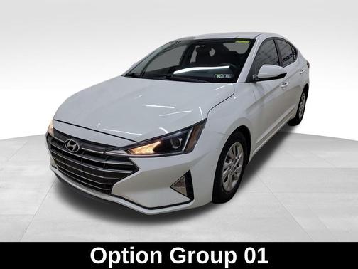 2019 Hyundai ELANTRA SE
