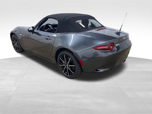 2026 Mazda MX-5 Miata Grand Touring