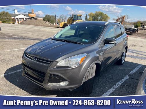 Photo 1 of 3 of 2016 Ford Escape Titanium