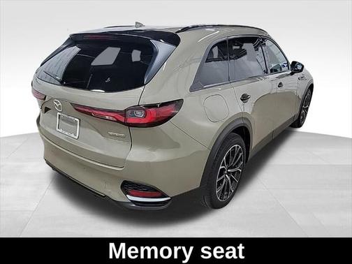 2025 Mazda CX-70 PHEV Premium Package