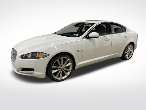 Polaris White 2015 Jaguar XF 3.0 Sport
