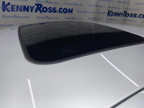 Polaris White 2015 Jaguar XF 3.0 Sport