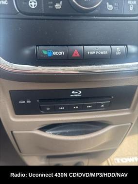 2015 Chrysler Town & Country Limited Platinum