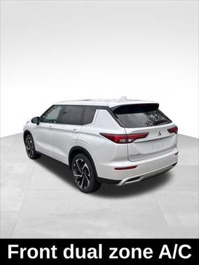 2022 Mitsubishi Outlander SE 2.5 S-AWC