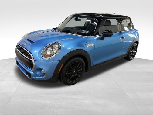 Electric Blue Metallic 2016 MINI Hardtop Cooper S