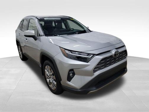 2022 Toyota RAV4 Limited