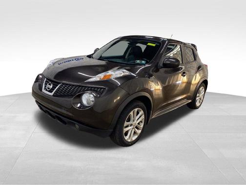 Metallic Bronze 2011 Nissan Juke SL