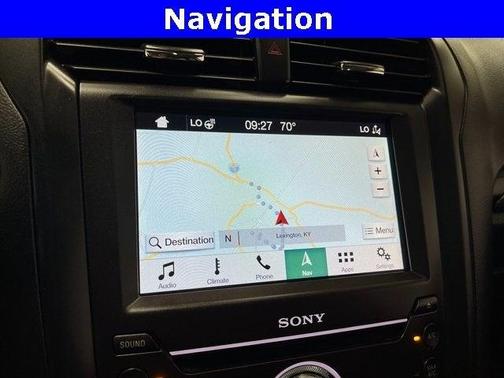 Photo 4 of 31 of 2019 Ford Fusion Titanium