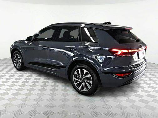 2025 Audi Q6 e-tron Premium Plus quattro