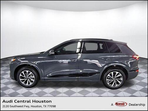 2025 Audi Q6 e-tron Premium Plus quattro