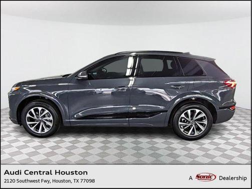 2025 Audi Q6 e-tron Premium Plus quattro