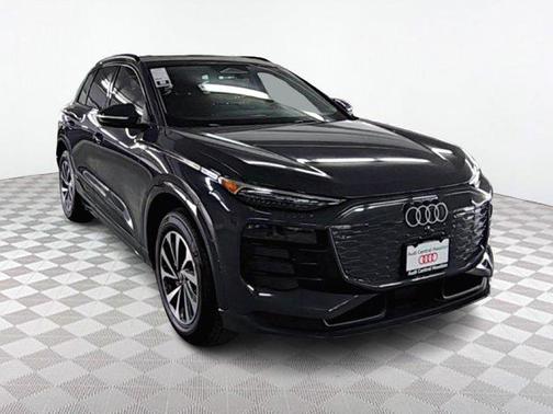 2025 Audi Q6 e-tron Premium Plus quattro