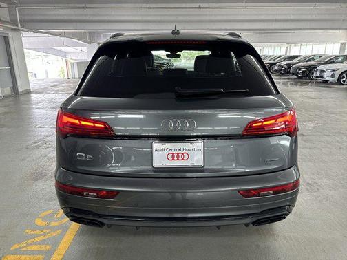 2025 Audi Q5 45 S line Premium