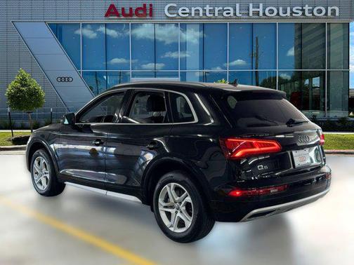 2019 Audi Q5 45 Premium