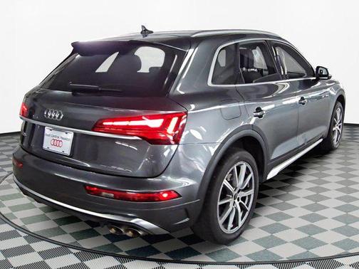 2022 Audi SQ5 3.0T Premium