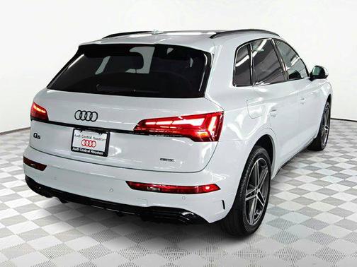2025 Audi Q5 55 S line Premium Plus