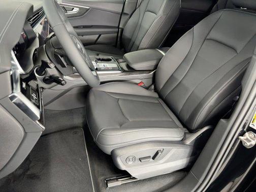 2026 Audi Q7 55 Premium Plus