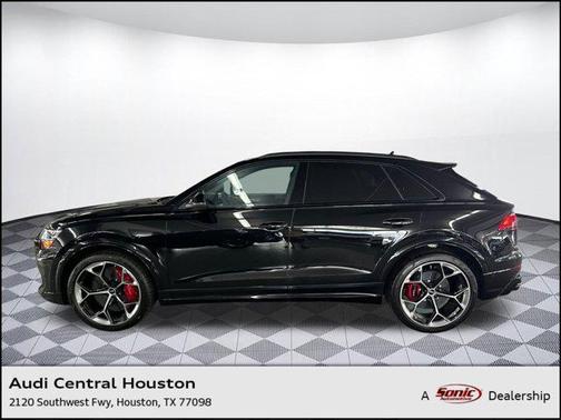 2025 Audi RS Q8 4.0T