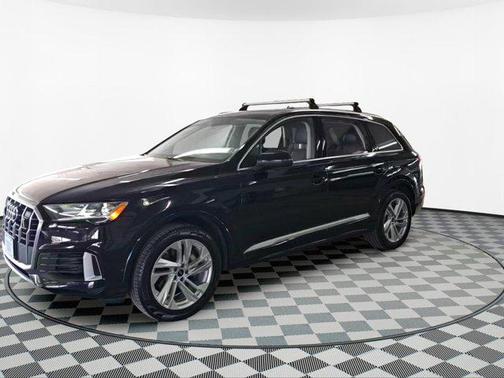 2022 Audi Q7 55 Premium Plus