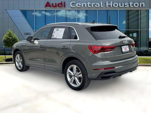 2023 Audi Q3 45 S line Premium Plus