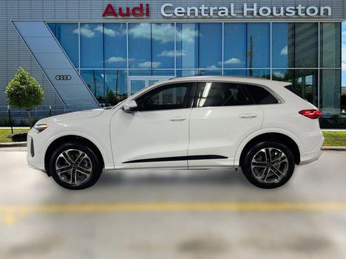 2025 Audi Q5 Premium Plus TFSI quattro S tronic