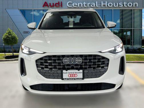 2025 Audi Q5 Premium Plus TFSI quattro S tronic