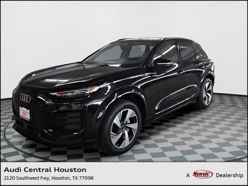 2025 Audi Q6 e-tron Premium Plus quattro