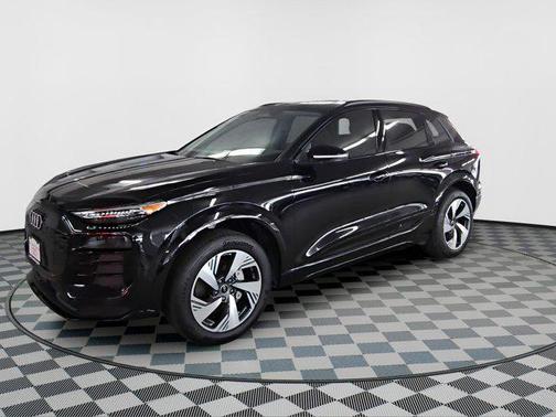 2025 Audi Q6 e-tron Premium Plus quattro