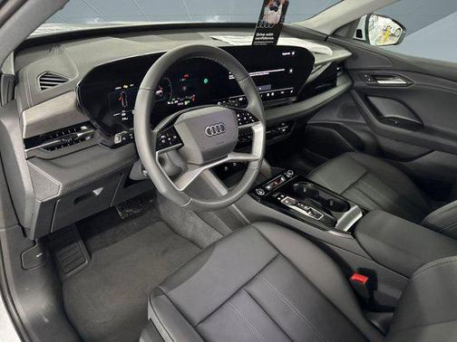 2025 Audi Q6 e-tron Premium quattro