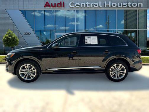 2025 Audi Q7 55 Premium Plus