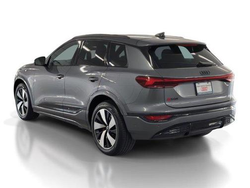 2025 Audi SQ6 e-tron Premium Plus quattro