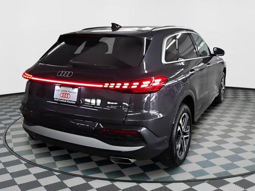 2025 Audi Q5 Premium Plus