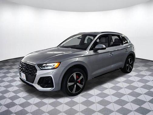 2024 Audi Q5 45 S line Premium Plus