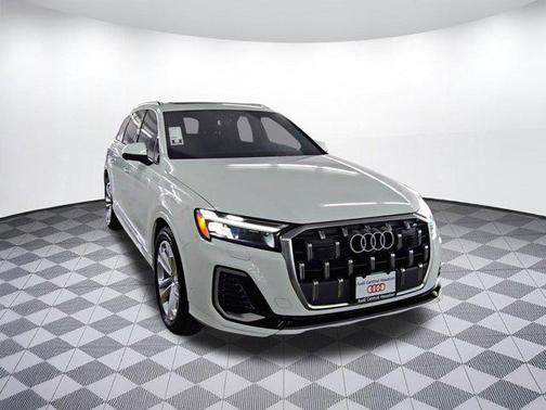 2025 Audi Q7 55 Premium Plus