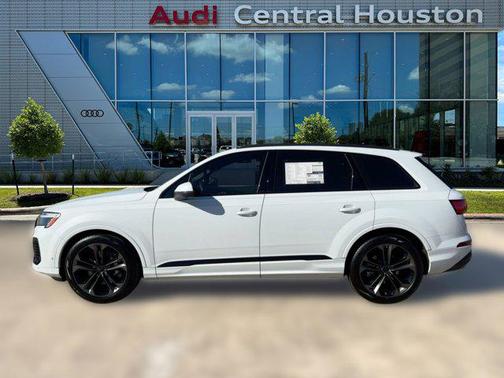 2026 Audi Q7 55 Premium Plus