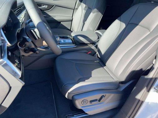 2026 Audi Q7 55 Premium Plus