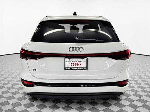 2025 Audi Q6 e-tron Premium